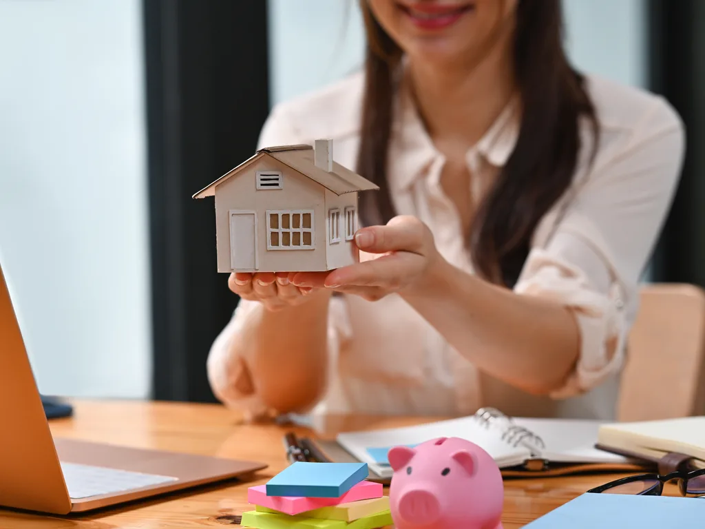 Could a Refinance Mortgage Benefit YOU? Here’s How They Work